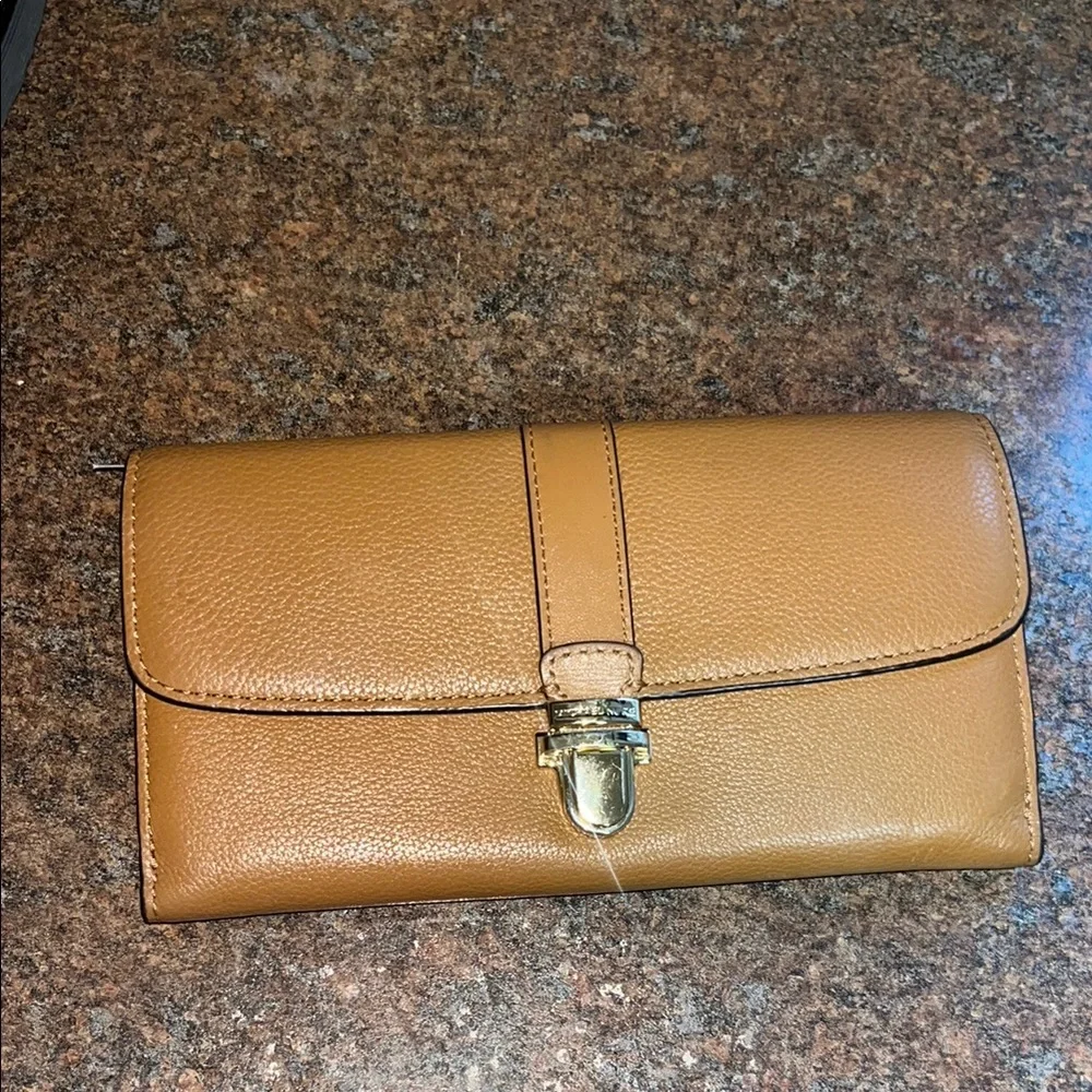 Michael Kors Tan Leather Wallet with Gold Clasp